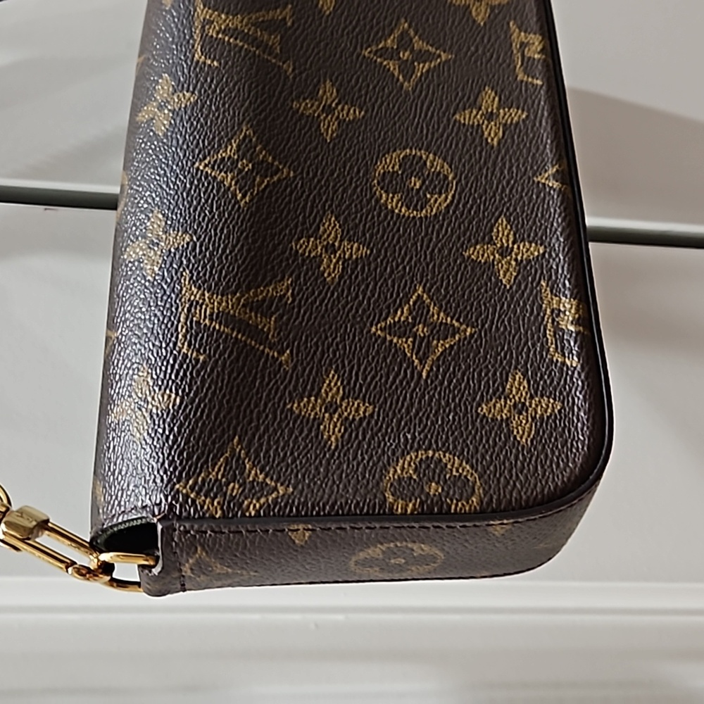 Louis Vuitton Felicie Strap and Go - Picture 8 of 13